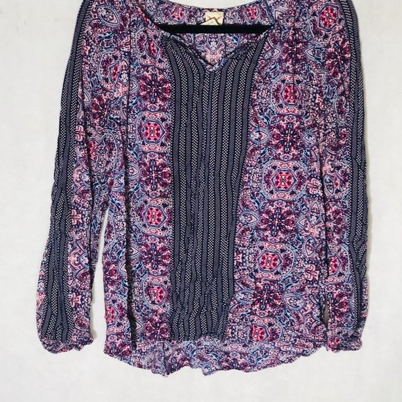 Faded Glory Tops - Faded Glory shirt longsleeve geometric purple rayo